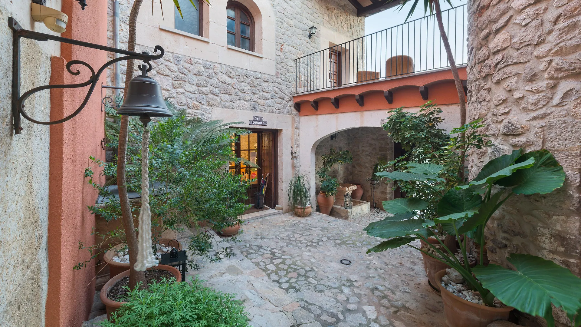 New Can Furios Hotel By Can Calco Hotels Selva  0*, Selva (Mallorca)